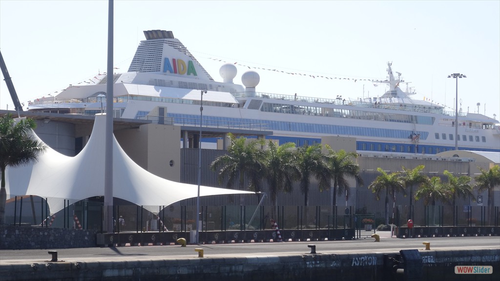 Die AIDA im Hafen von Las Palmas de Gran Canaria